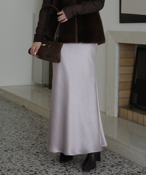 anuans（アニュアンス）の「【XSサイズあり】サテンナロースカート（スカート・レディース・ブラック/ホワイト系その他/ブラウン系その他/ピンク系その他・SMALL/MEDIUM/X-SMALL）」の15枚目の写真