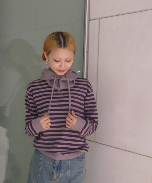 Oriens JOURNAL STANDARD（オリエンス ジャーナルスタンダード）の「バラクラバセットニット（ニット/セーター・レディース・ブラック/パープル・FREE）」の2枚目の写真