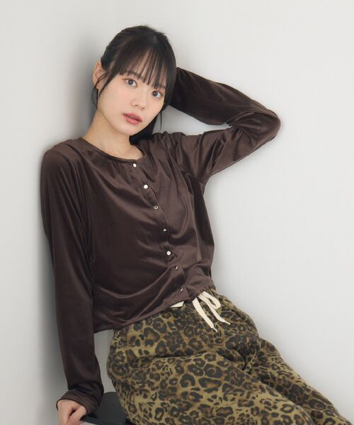 RETRO GIRL(レトロガール)の「ベロア金釦カーデ(カーディガン/ボレロ・レディース・ベージュ/ブラック/ブラウン・FREE)」の21枚目の写真