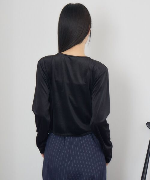 RETRO GIRL(レトロガール)の「ベロア金釦カーデ(カーディガン/ボレロ・レディース・ベージュ/ブラック/ブラウン・FREE)」の4枚目の写真