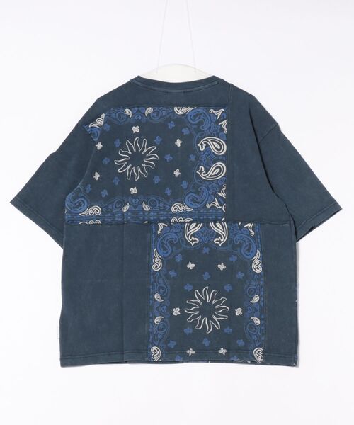 Desigual(デシグアル)の「パッチ付き太陽のTシャツ(Tシャツ/カットソー・メンズ・ブルー・S/M/L/XL/XXL)」の2枚目の写真