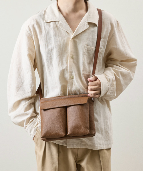 SLOW スロウ / shrink -helmet shoulder bag- シュリンクレザー