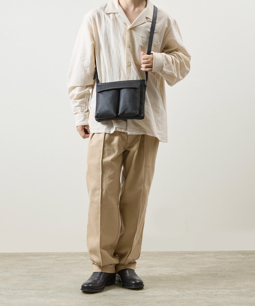 SLOW(スロウ)の「SLOW スロウ / shrink -helmet shoulder bag- シュリンクレザーショルダーバッグ 牛革ヘルメットバッグ / 858S75R(ショルダーバッグ・メンズ・ブラック/グレー/チョコ・FREE)」の15枚目の写真