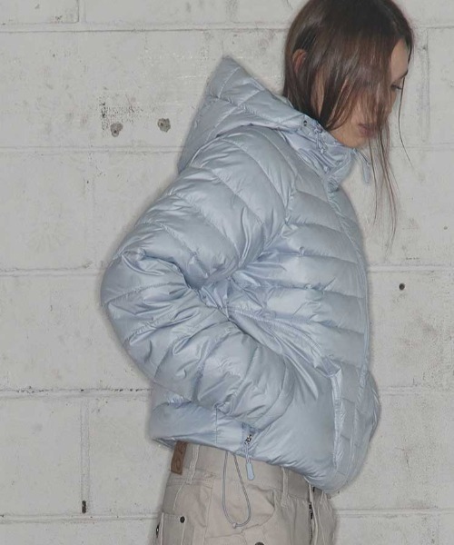 FANCY CLUB(ファンシークラブ)の「A'GEM/9 × .kom 『FANCY CLUB/ファンシークラブ』 LIGHTWEIGHT SWING PUFFER/ライトウェイト 中綿 ジャケット(ダウンジャケット/コート・レディース・ライトブルー/アイボリー/ボルドー/ライトグレー・FREE)」の6枚目の写真