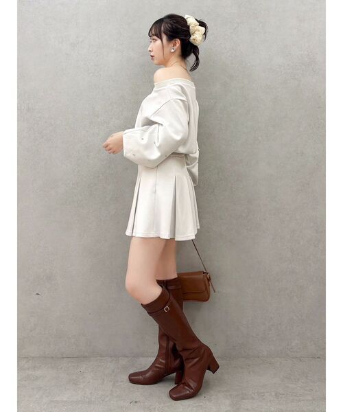 dazzlin（ダズリン）の「ボックスプリーツカットミニスカート（スカート・レディース・ブラック/オフホワイト/グレー・SMALL/MEDIUM）」の12枚目の写真