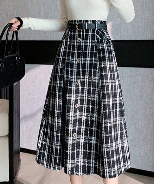 a lot of love（ア ロット オブ ラブ）の「フロントボタン ツイードチェックスカート（スカート・レディース・ホワイト/ブラック・FREE）」の4枚目の写真