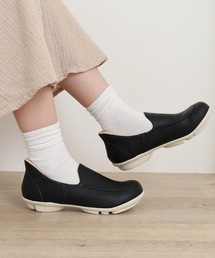 2ball（ツヴォル）の「ハンズフリー スリッポンシューズ TB502（ローファー）」