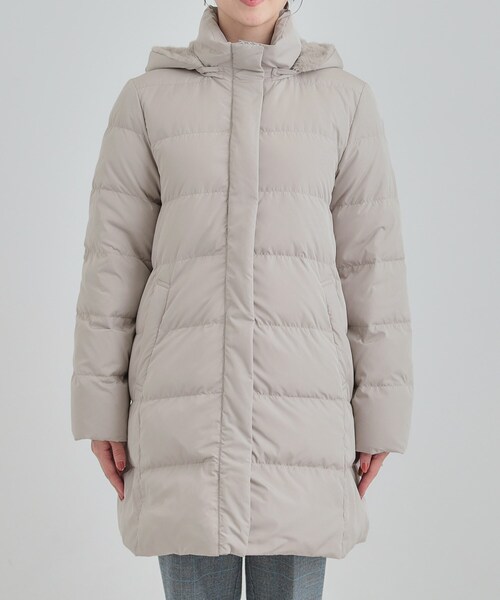 SHOO・LA・RUE(シューラルー)の「【洗濯機可/撥水】フェイクファーフード ロングダウン(ダウンジャケット/コート・レディース・ブラック/カーキ/サンドベージュ・02/03/01/04)」の15枚目の写真