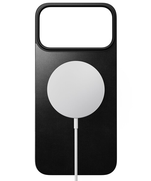 NOMAD / Magnetic Leather Back iPhone17 Pro Max（スマホケース
