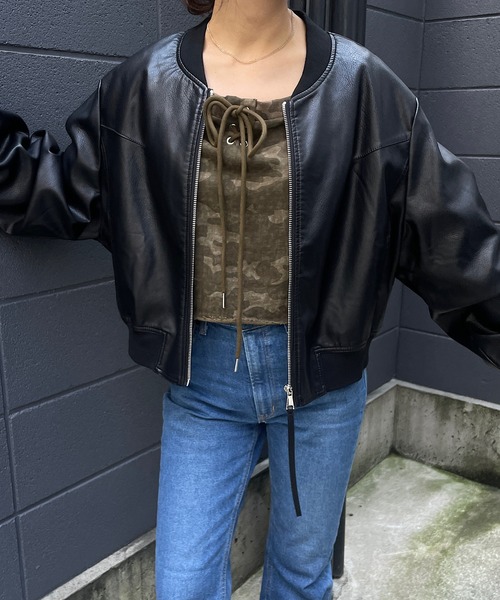 ROGER AND RAW(ロジャーアンドロウ)の「ノーカラーフェイクレザーブルゾン(ブルゾン・レディース・ブラック・FREE)」の7枚目の写真
