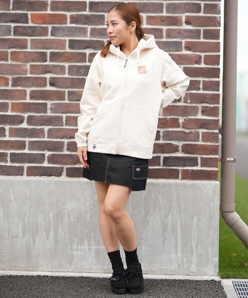 CHUMS（チャムス）の「CHUMS/チャムス ジップアップ パーカー スウェット フーディー バックプリント 裏起毛 LOVE BALLOON ZIP PARKA CH00-1541（パーカー・レディース・ナチュラル/ベージュ系その他/グリーン系その他/ネイビー・S/M/L）」の7枚目の写真