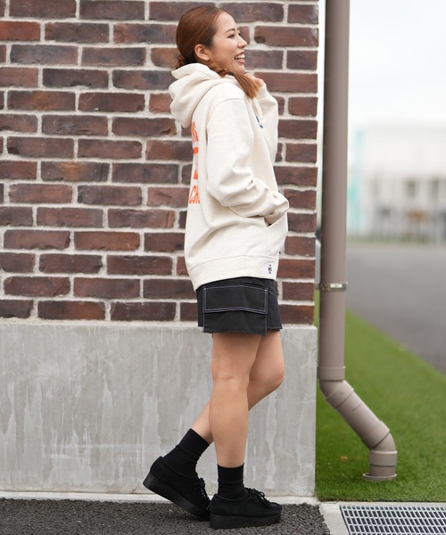 CHUMS（チャムス）の「CHUMS/チャムス ジップアップ パーカー スウェット フーディー バックプリント 裏起毛 LOVE BALLOON ZIP PARKA CH00-1541（パーカー・レディース・ナチュラル/ベージュ系その他/グリーン系その他/ネイビー・S/M/L）」の10枚目の写真