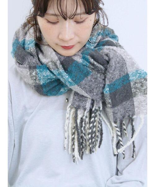 Samansa Mos2 blue(サマンサモスモスブルー)の「ブークレチェックマフラー(ストール/ショール・レディース・サックスブルー/イエロー/グリーン・F)」の9枚目の写真
