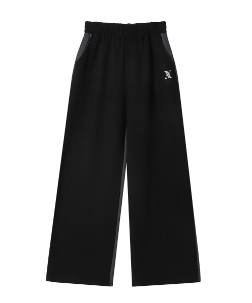 AVANDRESS(アバンドレス )の「Reverse wide training Pants BLACK(スウェットパンツ・レディース・その他・SMALL/MEDIUM/LARGE)」の3枚目の写真
