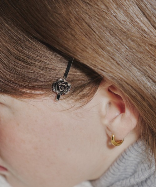 GIUNON(ジウノン)の「rose motif silver hairpin / ローズモチーフシルバーヘアピン(ヘアピン・レディース・シルバー・FREE)」の9枚目の写真