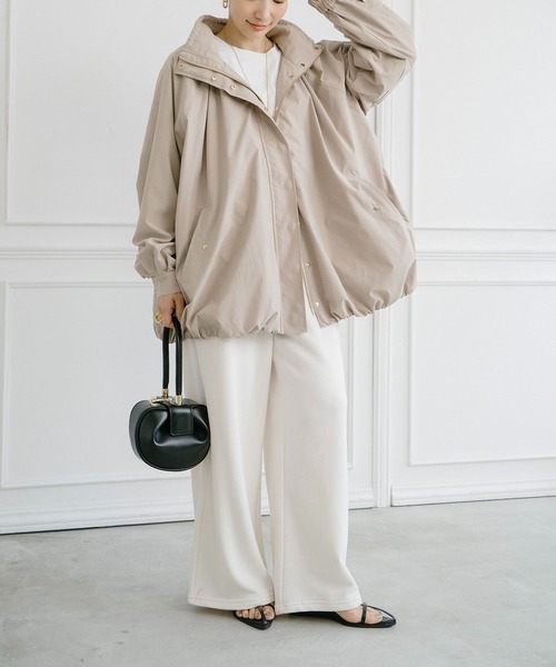 Emma Taylor（エマテイラー）の「スタンドカラーギャザーバルーンブルゾン（ブルゾン・レディース・ベージュ/ライトベージュ/ブラック・FREE）」の18枚目の写真