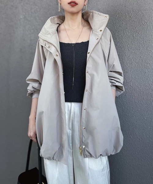 Emma Taylor（エマテイラー）の「スタンドカラーギャザーバルーンブルゾン（ブルゾン・レディース・ベージュ/ライトベージュ/ブラック・FREE）」の7枚目の写真