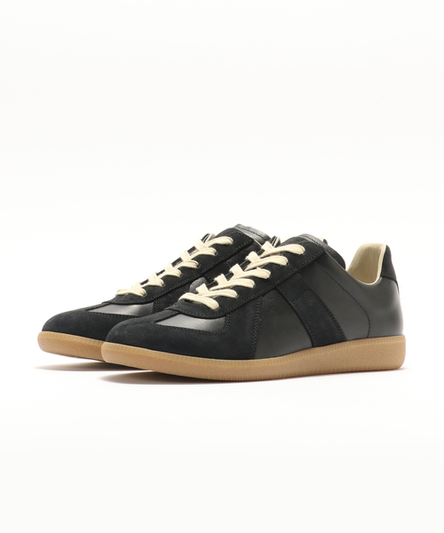 Maison Margiela(メゾンマルジェラ)の「MAISON MARGIELA (メゾン マルジェラ) REPLICA GERMAN TRAINER(スニーカー・メンズ・ブラック/ホワイト・41/42)」の4枚目の写真