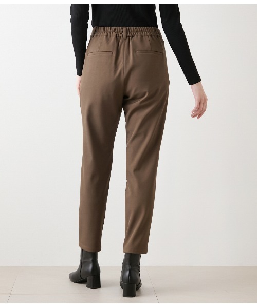 NEWYORKER(ニューヨーカー)の「【ウォッシャブル】裏起毛 あったかテーパードパンツ(その他パンツ・レディース・カーキ/ネイビー・11号/9号)」の5枚目の写真
