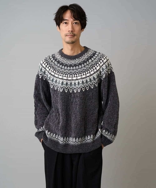 a.v.v（アーヴェヴェ）の「【洗える】モール求心柄クルーネックニット（ニット/セーター・メンズ・グレー/アイボリー/チャコールグレー・46/48）」の2枚目の写真