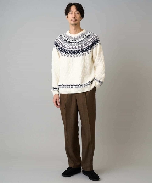 a.v.v（アーヴェヴェ）の「【洗える】モール求心柄クルーネックニット（ニット/セーター・メンズ・グレー/アイボリー/チャコールグレー・46/48）」の4枚目の写真