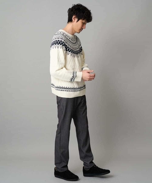 a.v.v（アーヴェヴェ）の「【洗える】モール求心柄クルーネックニット（ニット/セーター・メンズ・グレー/アイボリー/チャコールグレー・46/48）」の8枚目の写真
