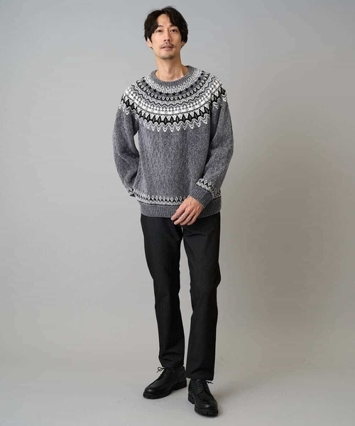 a.v.v（アーヴェヴェ）の「【洗える】モール求心柄クルーネックニット（ニット/セーター・メンズ・グレー/アイボリー/チャコールグレー・46/48）」の9枚目の写真
