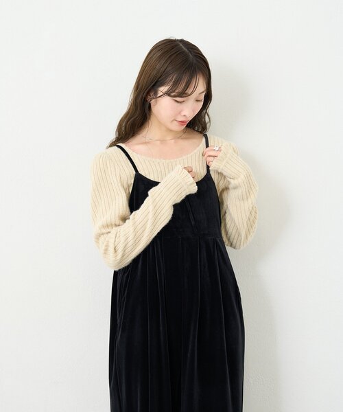 Kastane（カスタネ）の「【一部店舗限定/S.Mサイズ展開】B ベロアサロペット（サロペット/オーバーオール・レディース・ブラック/ブラウン・SMALL/MEDIUM）」の3枚目の写真