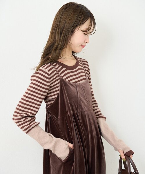 Kastane（カスタネ）の「【一部店舗限定/S.Mサイズ展開】B ベロアサロペット（サロペット/オーバーオール・レディース・ブラック/ブラウン・SMALL/MEDIUM）」の9枚目の写真