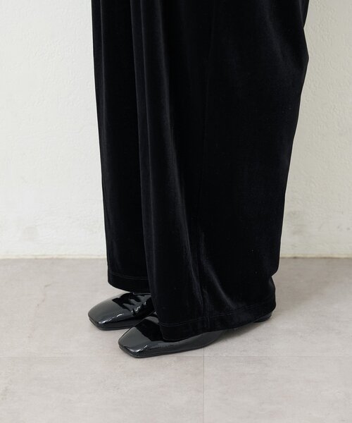 Kastane（カスタネ）の「【一部店舗限定/S.Mサイズ展開】B ベロアサロペット（サロペット/オーバーオール・レディース・ブラック/ブラウン・SMALL/MEDIUM）」の22枚目の写真