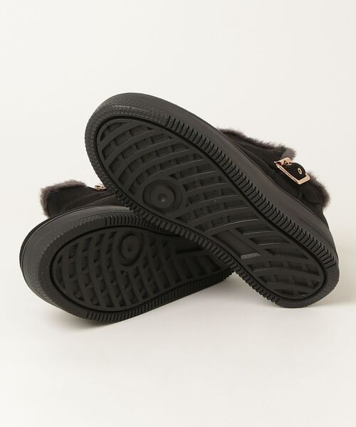 a.v.v（アーヴェヴェ）の「a.v.v アー・ヴェ・ヴェ サイドジップ ムートンブーツ ベルトファーブーツ ショートブーツ 5132（ブーツ・レディース・ブラック/グレー/ベージュ・M/L/LL/S）」の6枚目の写真