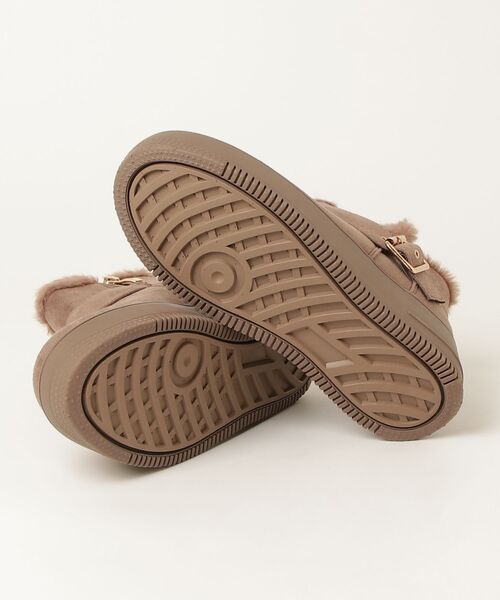 a.v.v（アーヴェヴェ）の「a.v.v アー・ヴェ・ヴェ サイドジップ ムートンブーツ ベルトファーブーツ ショートブーツ 5132（ブーツ・レディース・ブラック/グレー/ベージュ・M/L/LL/S）」の7枚目の写真