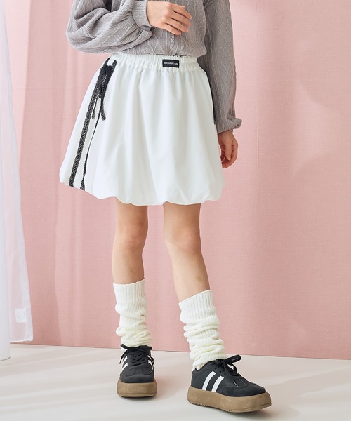 Amourire girl（アムリールガール）の「サイドリボンレース バルーンスカート（スカート・キッズ・ブラック/オフホワイト・130cm/140cm/150cm/160cm）」の6枚目の写真