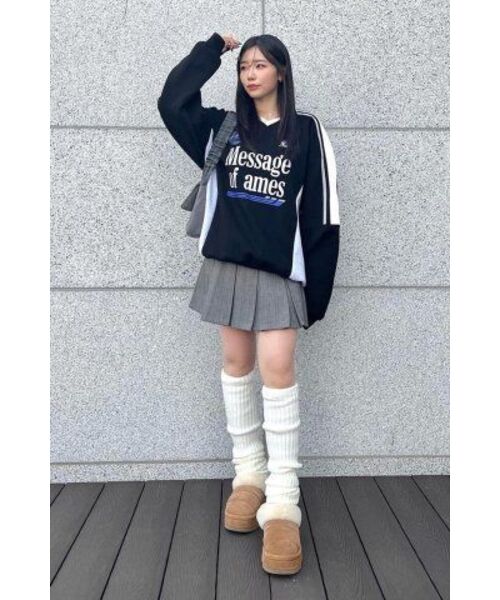 AMESWORLDWIDE(アメスワールドワイド)の「V NECK UNIFORM SWEATSHIRT BLACK (AM2DFUM441A)(スウェット・レディース・その他・LARGE/MEDIUM)」の9枚目の写真