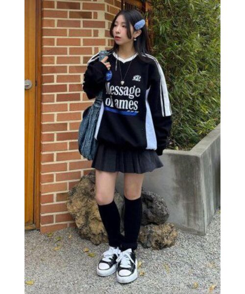 AMESWORLDWIDE(アメスワールドワイド)の「V NECK UNIFORM SWEATSHIRT BLACK (AM2DFUM441A)(スウェット・レディース・その他・LARGE/MEDIUM)」の8枚目の写真
