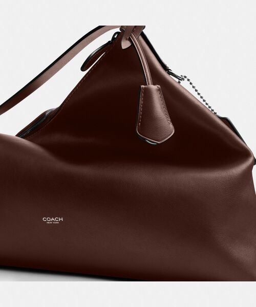 モット メッセンジャー バッグ 38（メッセンジャーバッグ）｜COACH