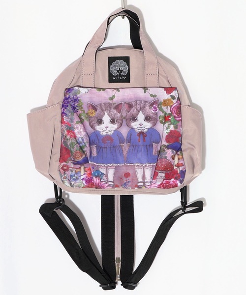 ScoLar（スカラー）の「653444：ネコ姉妹の秘密の花園柄 2wayミニリュック（バックパック/リュック・レディース・ブラック/パープル/ベージュ・FREE）」の3枚目の写真