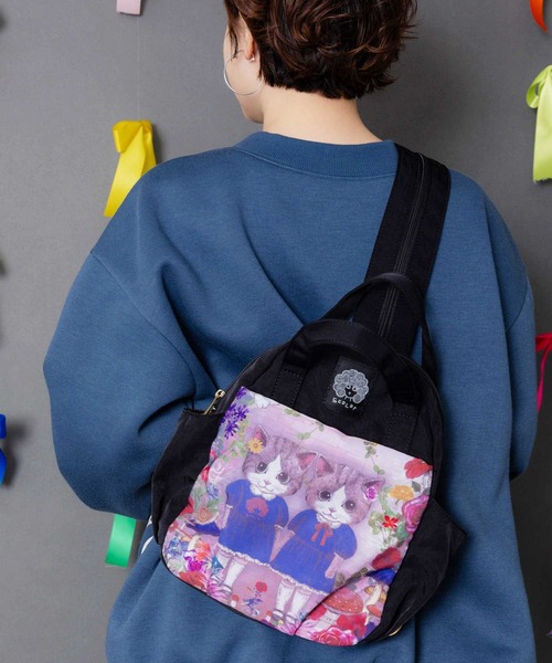 ScoLar（スカラー）の「653444：ネコ姉妹の秘密の花園柄 2wayミニリュック（バックパック/リュック・レディース・ブラック/パープル/ベージュ・FREE）」の5枚目の写真