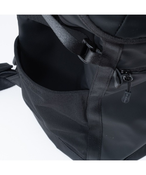 BEAMS DESIGN（ビームス デザイン）の「BEAMSDESIGN（ビームスデザイン）Influence　バックパック（バックパック/リュック・メンズ・レッド/ブラック・FREE）」の19枚目の写真