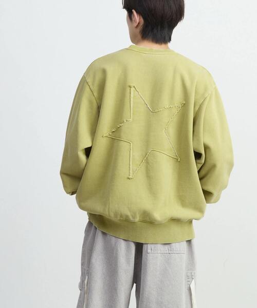 CONVERSE TOKYO（コンバーストウキョウ）の「BACK STAR★ PATCH SWEAT（スウェット・レディース・スミクロ/ネイビー/イエロー・SMALL/MEDIUM）」の5枚目の写真