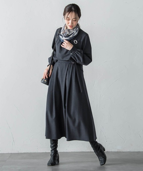 LAUTREAMONT(ロートレアモン)の「ウールブレンドストレッチブラウス≪セットアップ対応/手洗い可能≫(シャツ/ブラウス・レディース・オフホワイト/チャコールグレー/パープル・9号)」の19枚目の写真