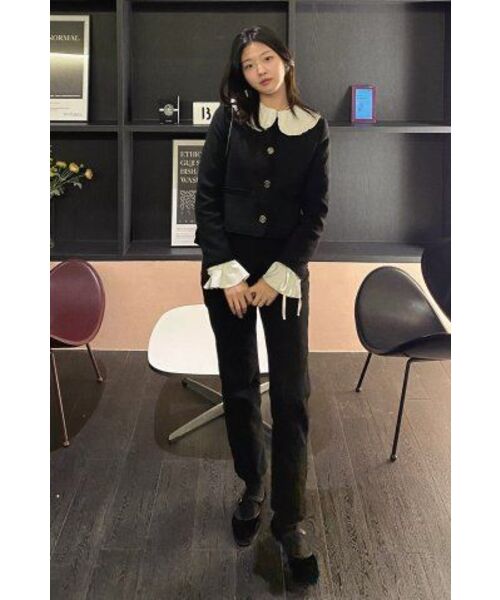HYBERNAT（ハイバーナット）の「フリルカラーエンブロイダリーシャツホワイト（シャツ/ブラウス・レディース・その他・SMALL/MEDIUM）」の8枚目の写真