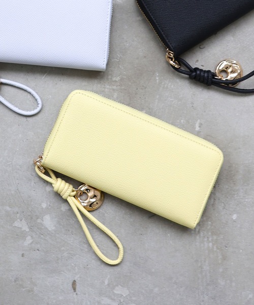 BLUEBELL / 牛革ストラップ付きラウンドファスナー長財布（財布