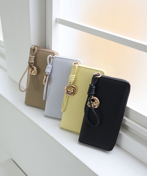 BLUEBELL / 牛革ストラップ付きラウンドファスナー長財布