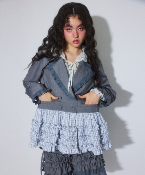 Candy Stripper（キャンディストリッパー）の「PEPLUM FRILL ジャケット（テーラードジャケット・レディース・グレー/ブラック/ブラック系その他・FREE）」の4枚目の写真