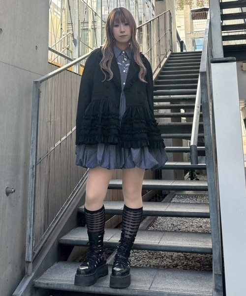 Candy Stripper（キャンディストリッパー）の「PEPLUM FRILL ジャケット（テーラードジャケット・レディース・グレー/ブラック/ブラック系その他・FREE）」の16枚目の写真