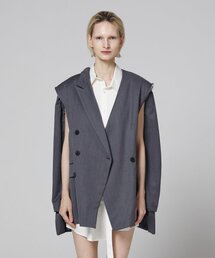MMAM（ムアム）の「Signature off sleeve origami blazer（テーラードジャケット）」
