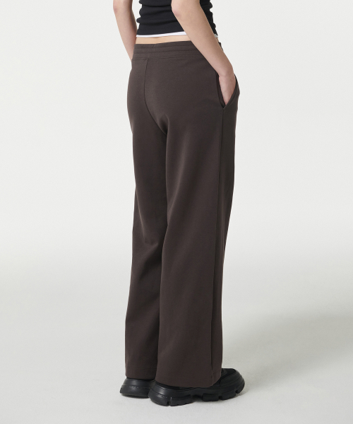 MUSINSA STANDARD WOMAN（ムシンサスタンダードウーマン）の「ウィメンズフラットテリー ワイドラウンジスウェットパンツ [ダークブラウン]（スウェットパンツ・レディース・その他・LARGE/MEDIUM/SMALL/X-SMALL）」の3枚目の写真