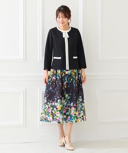 Rose Tiara（ローズティアラ）の「【リボンブローチ付】配色ノーカラージャケット（ノーカラージャケット・レディース・オフホワイト/ブラック・38/46/42/40）」の10枚目の写真