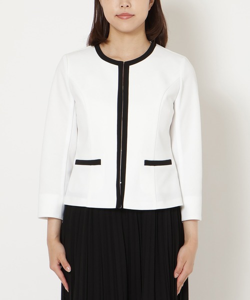 Rose Tiara（ローズティアラ）の「【リボンブローチ付】配色ノーカラージャケット（ノーカラージャケット・レディース・オフホワイト/ブラック・38/46/42/40）」の15枚目の写真